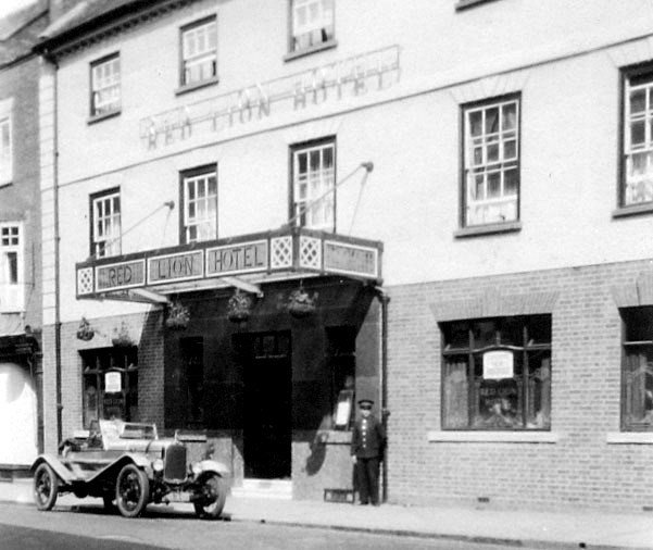 LAUREL AND HARDY Books RED LION Grantham.